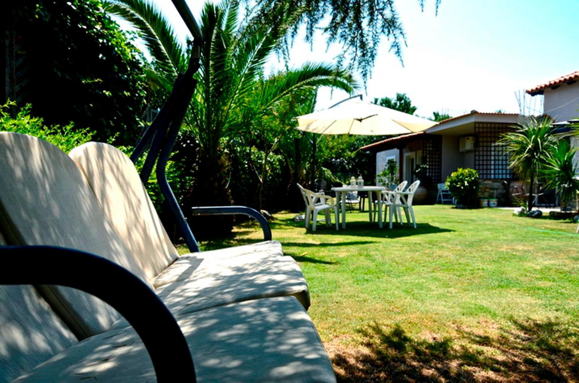 Garden House Apartment Велика Екстериор снимка