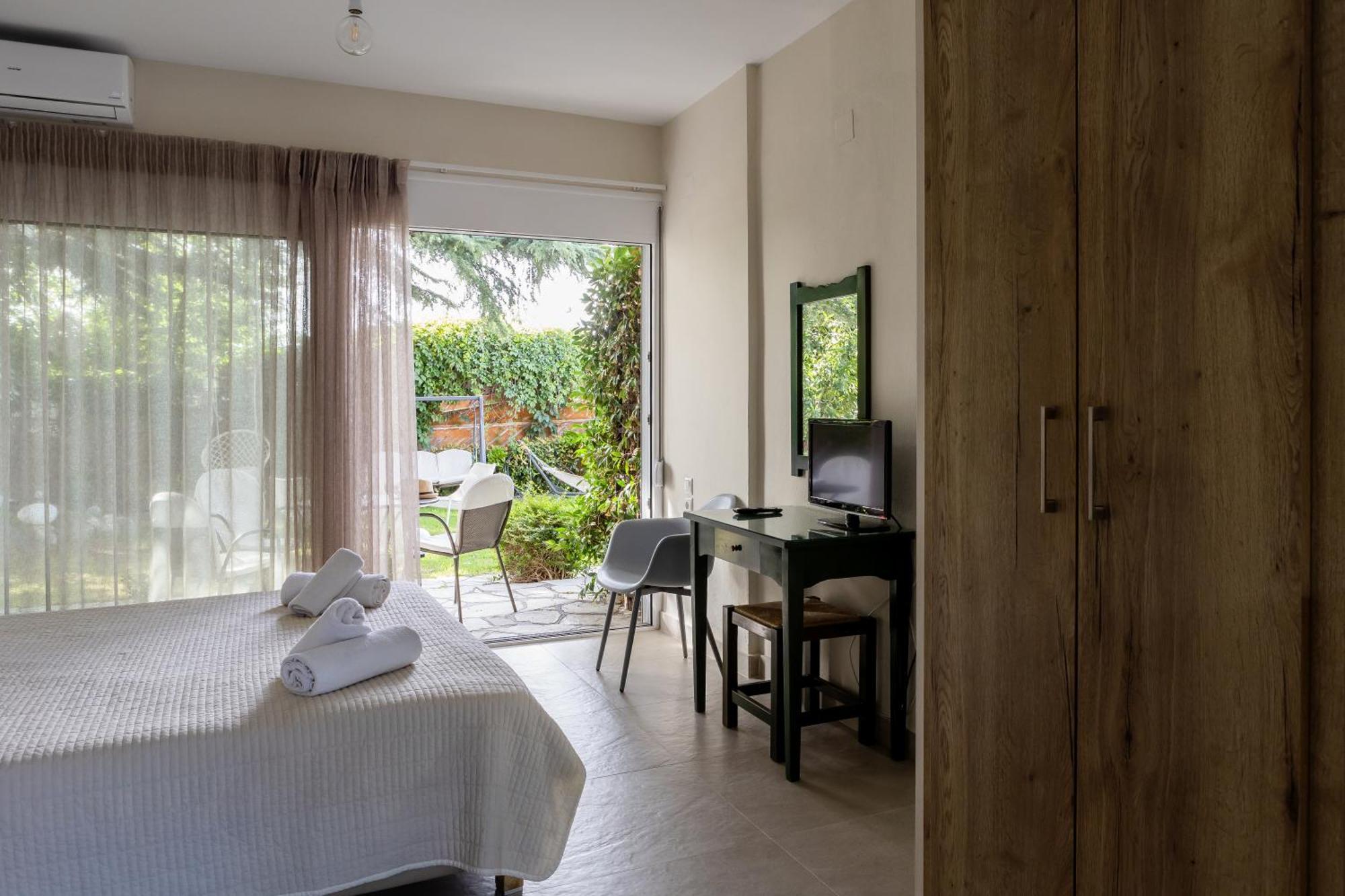 Garden House Apartment Велика Екстериор снимка