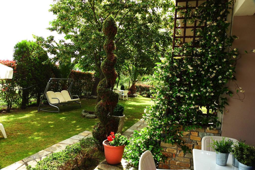 Garden House Apartment Велика Екстериор снимка